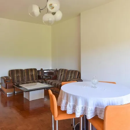 3 Bedroom Stunning In * Montepaone